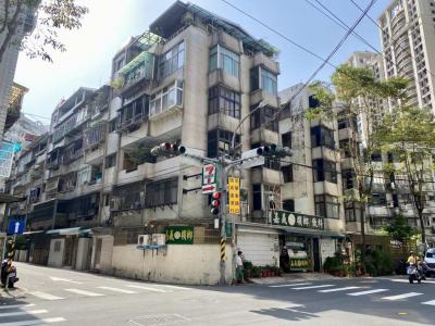 應買【員林街公寓】邊間︱捷運土城站視意圖